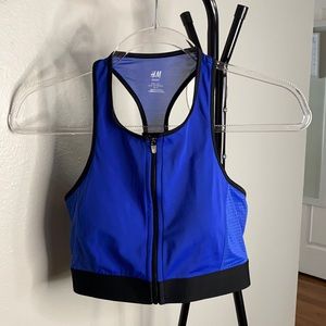 H&M SPORTS BRA size L. Gently worn.